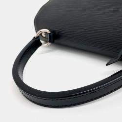 Pre Owned Louis Vuitton Black Epi Leather Epi Cluny BB