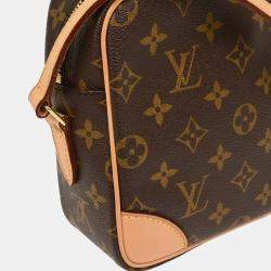 Pre Owned Louis Vuitton Monogram Trocadero 27 Shoulder Bag