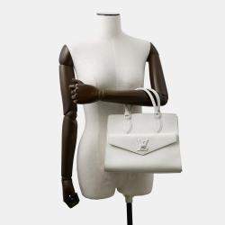 Pre Owned Louis Vuitton Rock Me Tote Blanc Grained Calf Leather Size Pm