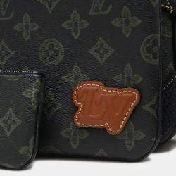 Pre Owned Louis Vuitton Trio Messenger Black Canvas Shoulder Bag