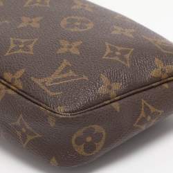 مملوكة مسبقًا حقيبة إكسسوارات لويس فويتون كانفاس مونوغرامي بوكيت