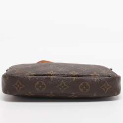 مملوكة مسبقًا حقيبة إكسسوارات لويس فويتون كانفاس مونوغرامي بوكيت