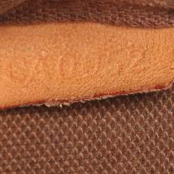 مملوكة مسبقًا حقيبة إكسسوارات لويس فويتون كانفاس مونوغرامي بوكيت