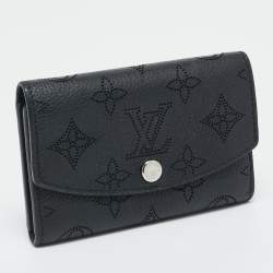 Pre Owned Louis Vuitton Black Mahina Leather Iris Compact Wallet