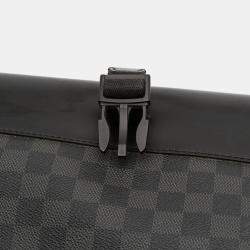 Pre Owned Louis Vuitton Black Damier Graphite Skyline Messenger MM