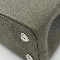 Pre Owned حقيبة لوي فيتون كابوسينز BB خضراء جلد توريلون كليمونس كروس بودي