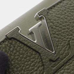 Pre Owned حقيبة لوي فيتون كابوسينز BB خضراء جلد توريلون كليمونس كروس بودي