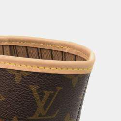 Pre Owned Louis Vuitton Neverfull Mm Mon Monogram Tote Bag In Camel Quartz