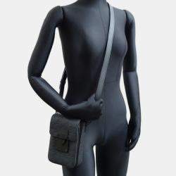 Pre Owned Louis Vuitton S-Lock Vertical Wearable Wallet Shoulder Bag M81524 In Taurillon Noir (Black)
