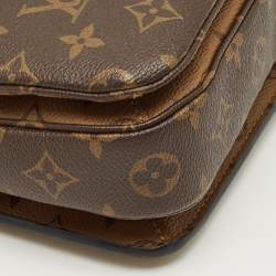 Pre Owned Louis Vuitton Monogram Canvas Pochette Metis Bag