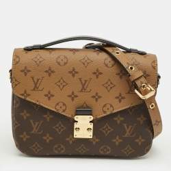 Pre Owned Louis Vuitton Monogram Canvas Pochette Metis Bag