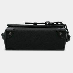 Pre Owned Louis Vuitton Black Monogram Taurillon Steamer Wearable Wallet