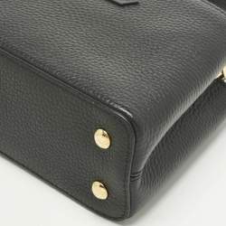 مملوكة مسبقًا Louis Vuitton Black Leather Mini Capucines Bag