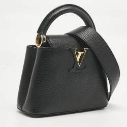مملوكة مسبقًا Louis Vuitton Black Leather Mini Capucines Bag