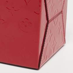 Pre Owned Louis Vuitton Cerise Monogram Vernis Bleecker Box Bag