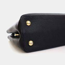 Pre Owned Louis Vuitton Black Calfskin Capucines PM