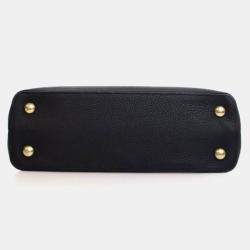 Pre Owned Louis Vuitton Black Calfskin Capucines PM