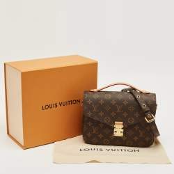 Pre Owned Louis Vuitton Monogram Canvas Pochette Metis Bag