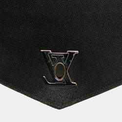 Pre Owned Louis Vuitton Black MyLockMe Chain Pochette