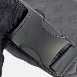 Pre Owned Louis Vuitton Discovery Bumbag Noir Monogram Shadow Size PM