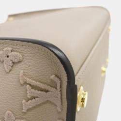Pre Owned Louis Vuitton On My Side Beige Calf Leather MM Handbag