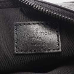 مملوكة مسبقًا Louis Vuitton Alpha Wearable Wallet Monogram Eclipse Shoulder Bag