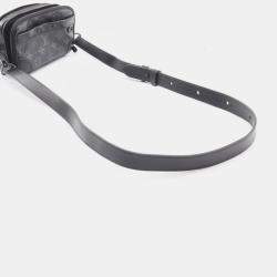 مملوكة مسبقًا Louis Vuitton Alpha Wearable Wallet Monogram Eclipse Shoulder Bag