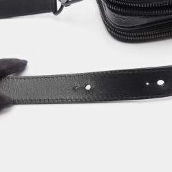 مملوكة مسبقًا Louis Vuitton Alpha Wearable Wallet Monogram Eclipse Shoulder Bag