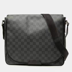 Pre Owned Louis Vuitton Black Damier Graphite Daniel MM