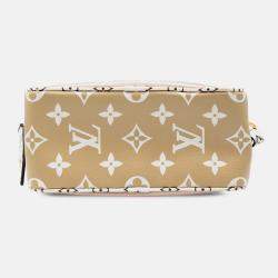 Pre Owned Louis Vuitton Brown/Green Monogram Giant Jungle Beach Pouch