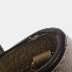 Pre Owned Louis Vuitton Capucines Bb Handbag