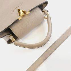 Pre Owned Louis Vuitton Capucines Bb Handbag