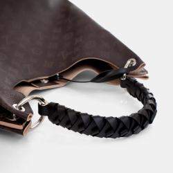 Pre Owned Louis Vuitton Monogram Mahina Carmel Hobo