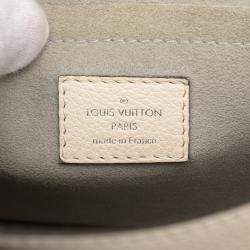 Pre Owned Louis Vuitton White MyLockMe BB