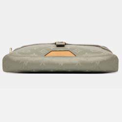 Pre Owned Louis Vuitton Grey Monogram Titanium Messenger PM