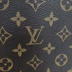 Pre Owned Louis Vuitton Black PVC Monogram Etu Voyage MM