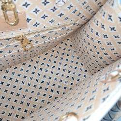 Pre Owned Louis Vuitton Cream PVC On the Go MM