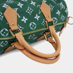 مملوكة مسبقًا حقيبة لويس فيتون سبيدي P9 بانديليير جلد أخضر مونوجرام 40