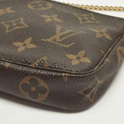 مملوكة مسبقًا Louis Vuitton Pochette Mini Monogram Canvas Accessoires