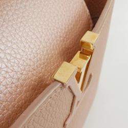 Pre Owned Louis Vuitton Capucines Bb Handbag