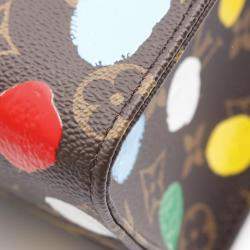 مملوكة مسبقًا حقيبة توت لوي فيتون أون ذا جو مم يوي كوساما قماش مونوغرام بني