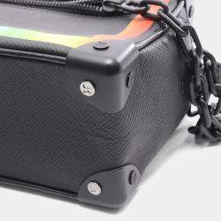 مملوكة مسبقًا Louis Vuitton Mini Soft Trunk Noir Taiga Rainbow Leather Crossbody Bag