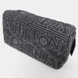 مملوكة مسبقًا Louis Vuitton Black Nylon Lv Snow Dopp Kit Pouch