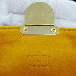 مملوكة مسبقًا Louis Vuitton Monogram Denim Clutch Bag Blue