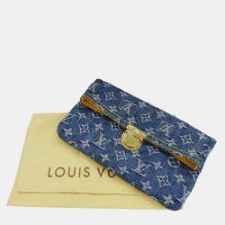 مملوكة مسبقًا Louis Vuitton Monogram Denim Clutch Bag Blue