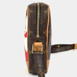 Pre Owned Louis Vuitton Monogram Game On Collection Panam Pochette Small Heart Shoulder Bag In Canvas Brown