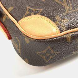 Pre Owned Louis Vuitton Monogram Game On Collection Panam Pochette Small Heart Shoulder Bag In Canvas Brown