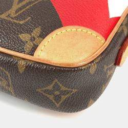 Pre Owned Louis Vuitton Monogram Game On Collection Panam Pochette Small Heart Shoulder Bag In Canvas Brown