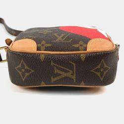 Pre Owned Louis Vuitton Monogram Game On Collection Panam Pochette Small Heart Shoulder Bag In Canvas Brown