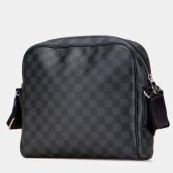 مملوكة مسبقًا Louis Vuitton Black Damier Graphite Dayton Reporter PM